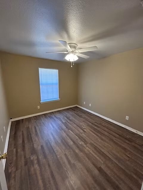 Building Photo - 1326-1328 Pine Hill Drive