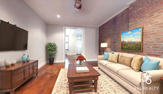 Building Photo - 212 E 25th St