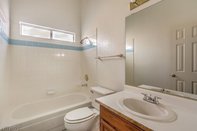 Building Photo - Gated Community, 1-Story, 3 Bedrooms Home ...