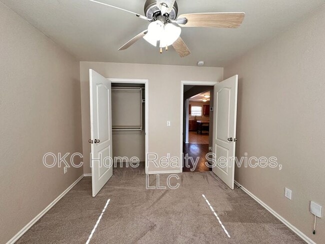 Building Photo - 4501 SE 78th St