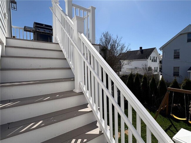 Building Photo - 11 W Narragansett Ave