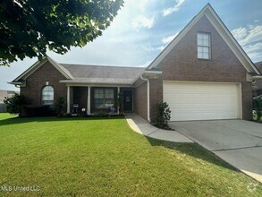 Building Photo - Deer Chase subdivision, Desoto Central Sch...