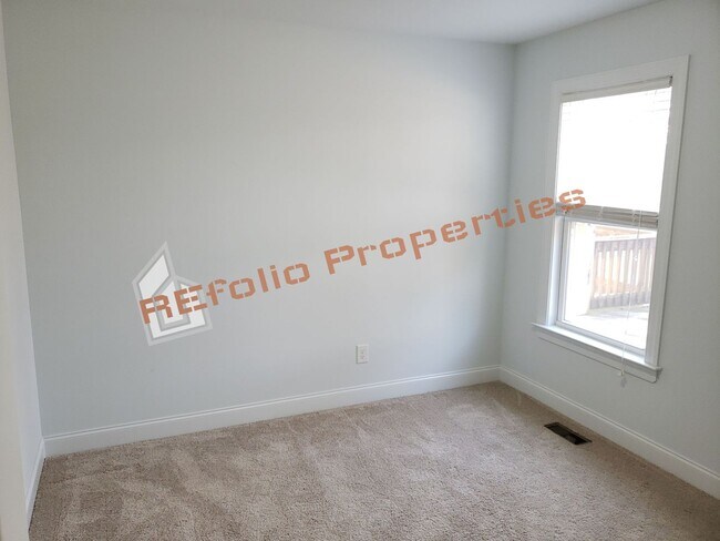 Building Photo - Amazing 3-Bedroom Ranch with a 2-Car Garag...