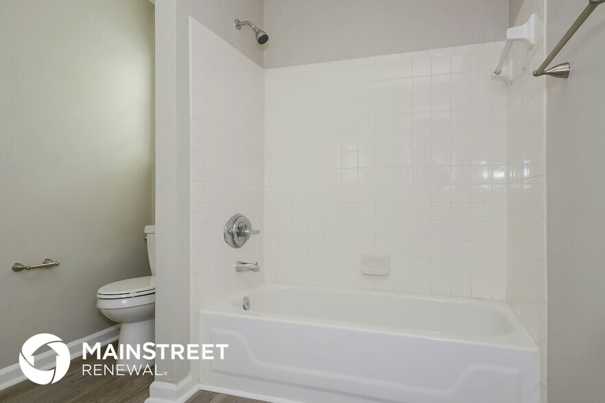 Building Photo - 893 Timbervale Ln