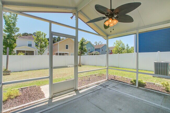Building Photo - 135 Fulmar Pl