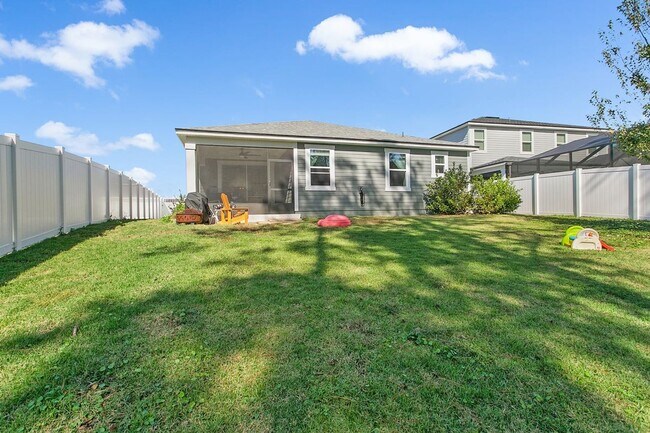 Building Photo - Newer Home in Wildlight!