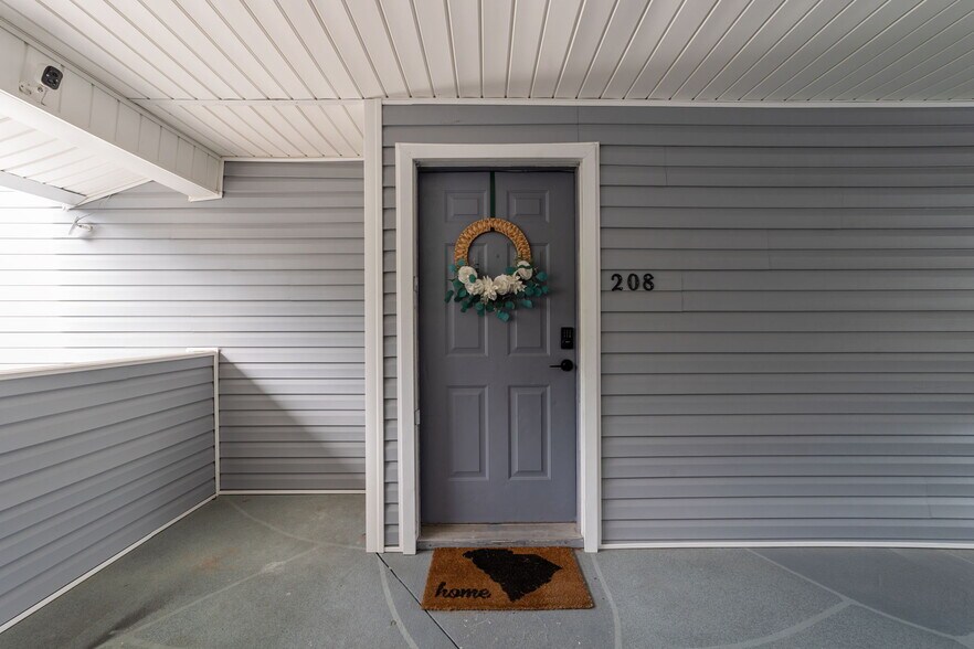 Building Photo - 1356 Glenns Bay Rd