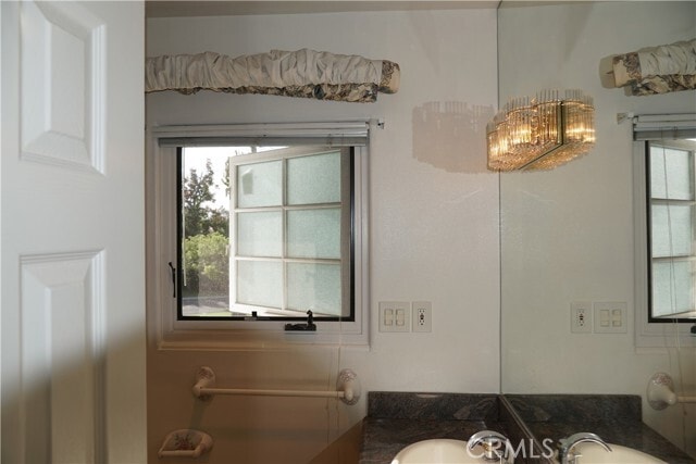 Building Photo - 1200 Oakwood Dr