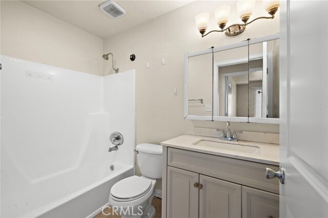 Building Photo - 229 W Escalones