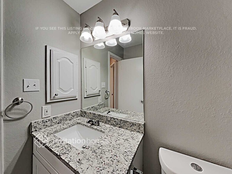 Building Photo - 2605 Centenary Dr