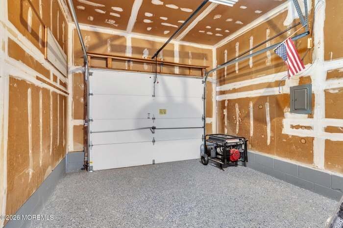 Building Photo - 60 Birch St