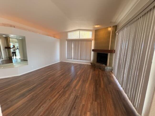 Building Photo - 3 BEDROOM 2 BATH 2 CAR GARAGE w/ Detached 2 room Shop - LONG TERM RENTAL in LHC!!