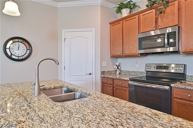 Building Photo - 3153 Walnut Grove Ln