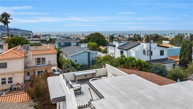 Building Photo - 332 Avenue E