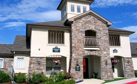 Shadow Mountain Apartments 220 Shadow Ridge Grv Colorado Springs Co 80918 Apartment Finder