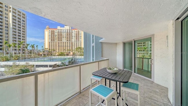 Building Photo - 1111 N Gulfstream Ave