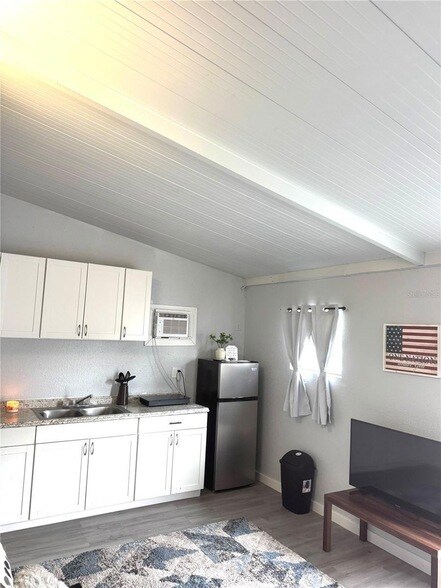 Building Photo - 5829 12th St