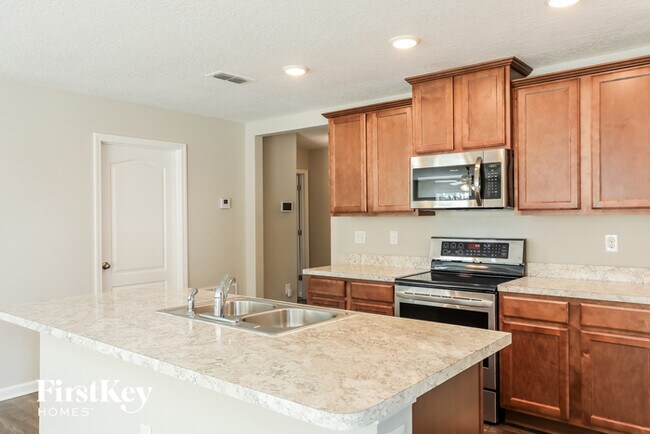 Building Photo - 1779 Eagle View Way