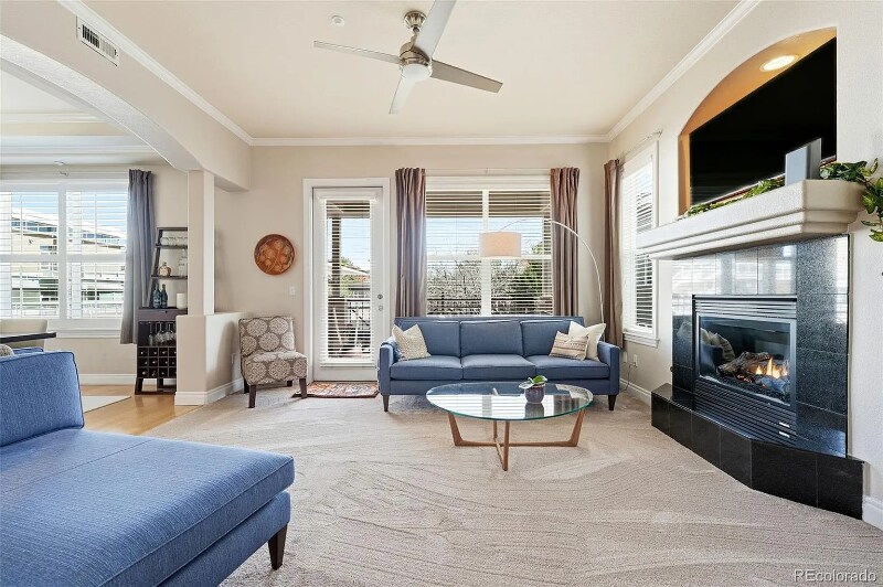 Building Photo - 40 Madison St