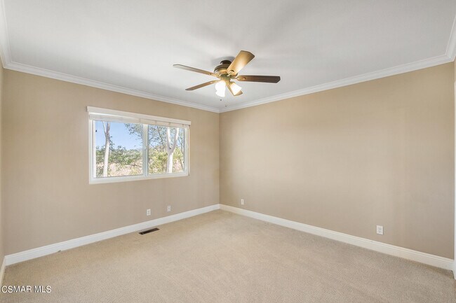 Building Photo - 167 Rimrock Rd