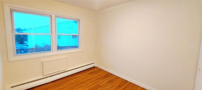 Building Photo - 109 Roosevelt Dr