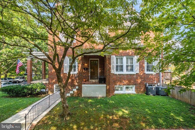 Building Photo - 2243 40th St NW