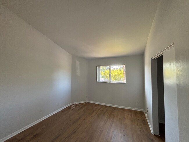 Building Photo - 3417 NW 44th St