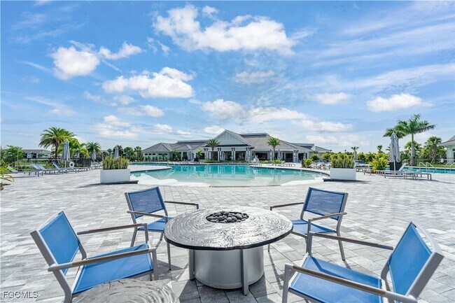 Building Photo - 43977 Boardwalk Loop