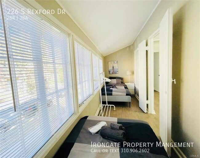 Building Photo - 226 Rexford Dr