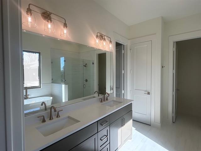Building Photo - 5533 Woodland Hill