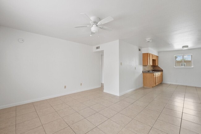 Building Photo - La Paloma Village Apartments