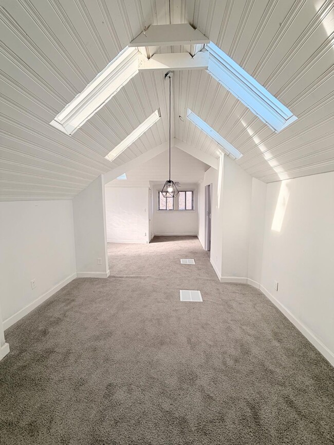 Building Photo - 13918 Terry St