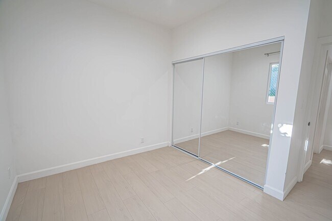Building Photo - Stunning 3-Bedroom Single-Story ADU in Granada Hills!