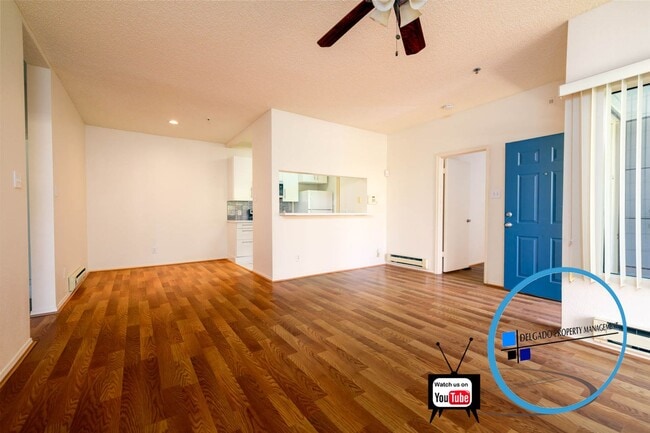 Building Photo - Glen Cove 2 bedroom condo