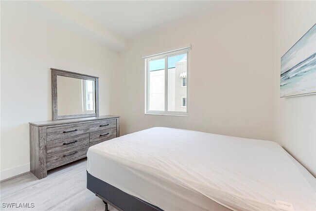 Building Photo - 26600 Rosewood Pointe Dr