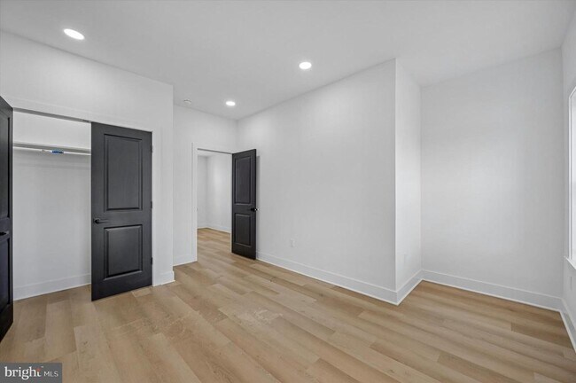 Building Photo - 1911 W Hunting Park Ave