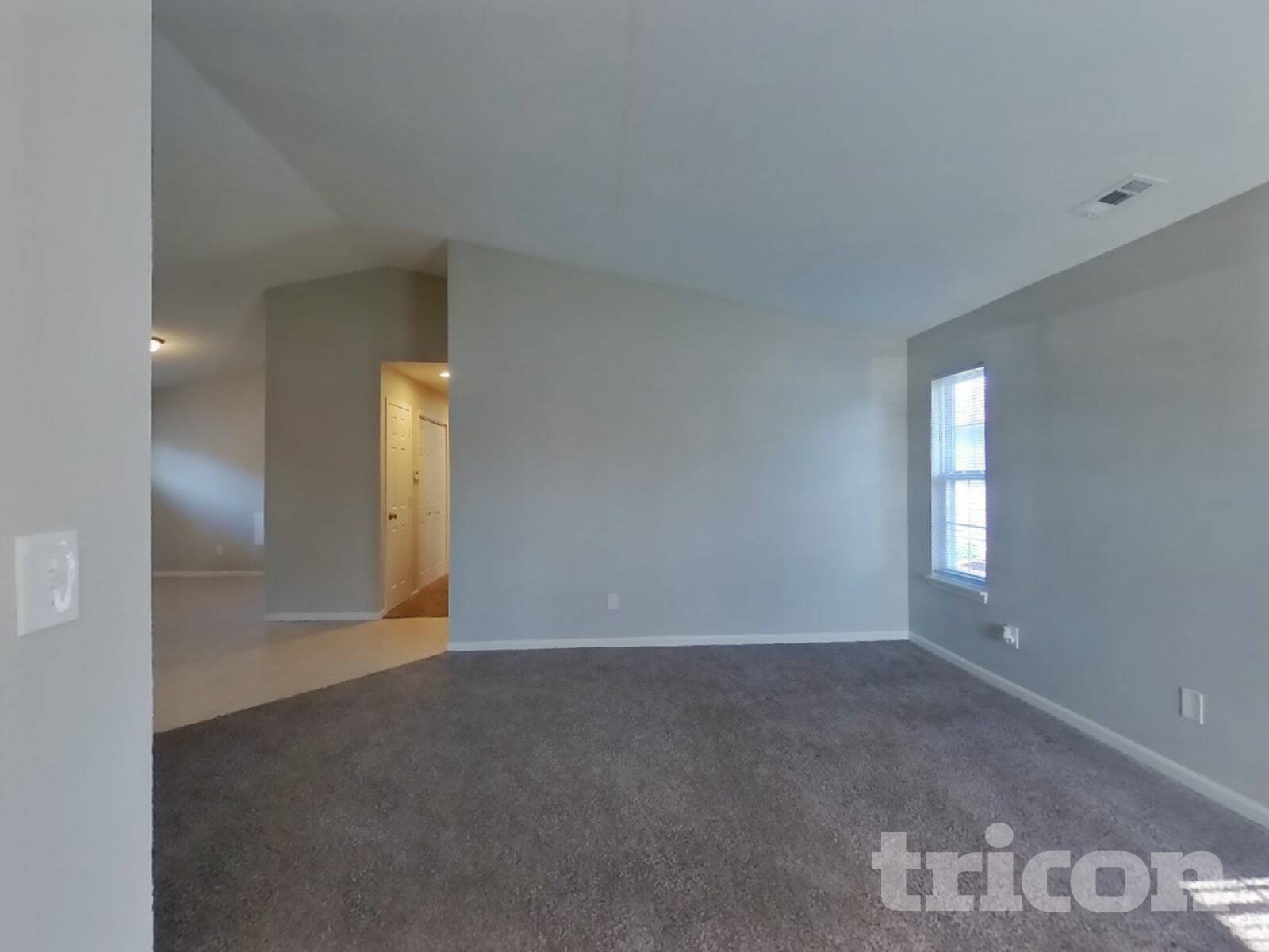 Building Photo - 1748 Long Lake Dr