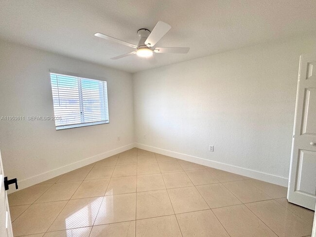 Building Photo - 5655 NW 109th Ave