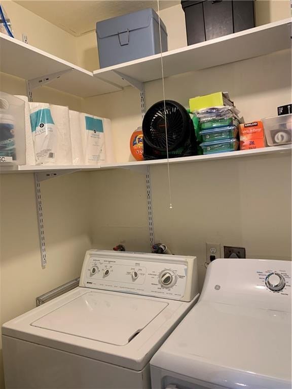 Building Photo - 820 Flanders S