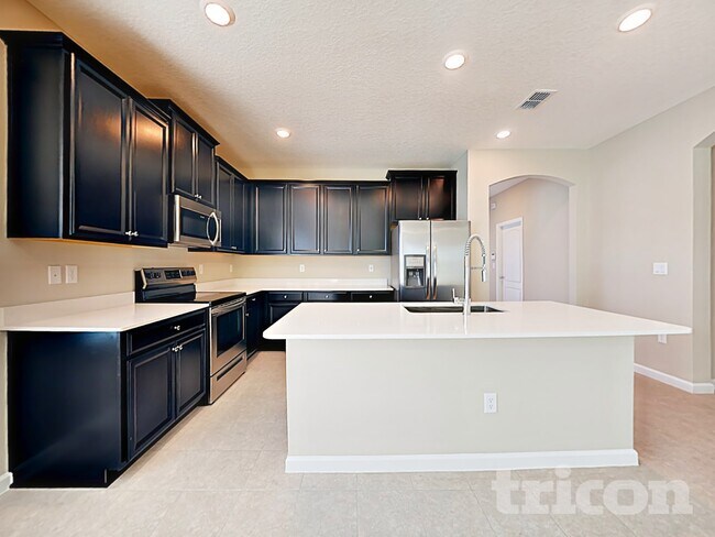 Building Photo - 10197 Pavnes Creek Dr