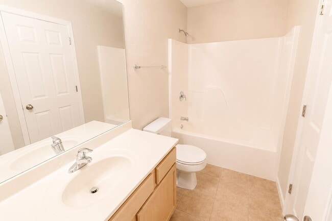 Building Photo - 4005 Snowy Owl Dr