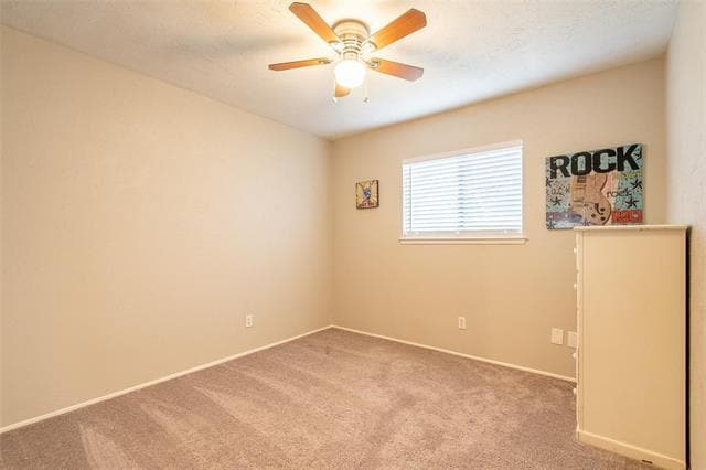 Building Photo - 2608 Southcrest Dr