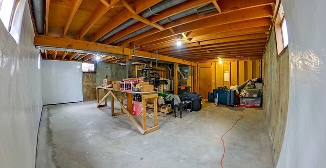 Building Photo - 3D Tour Available + 2-Bonus Rooms + Granite Countertops- Available June 4th!