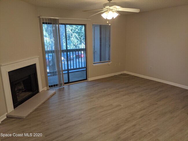 Building Photo - 3510 Sable Palm Ln