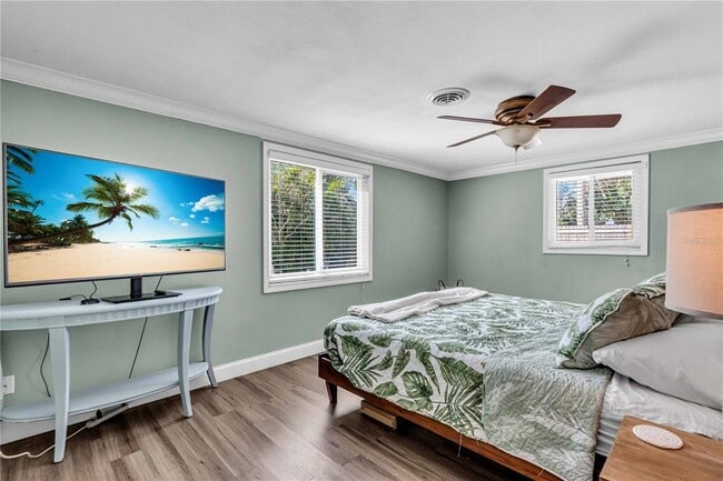 Building Photo - 6623 Glades Way