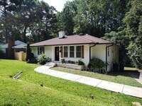 Building Photo - 3401 Bonaire Dr