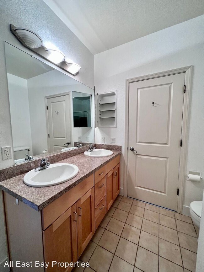 Building Photo - 2 br, 1 bath House - 1535 Brunswig Lane