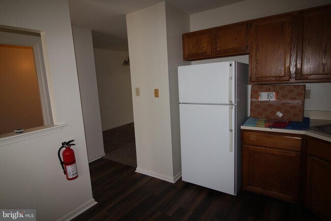 Building Photo - 2437 Norrington Dr