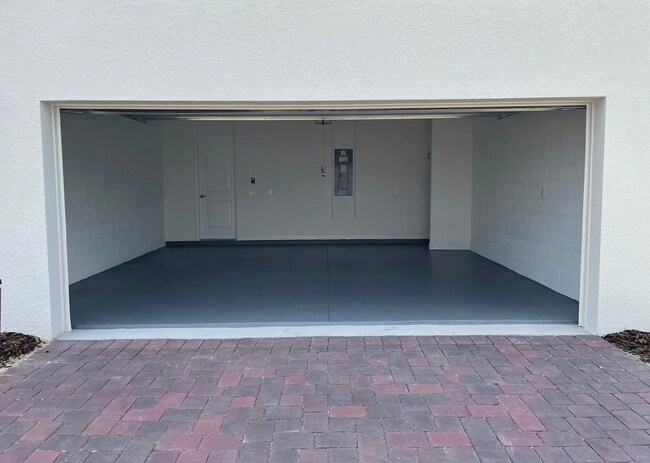 Building Photo - 12067 Bracco St