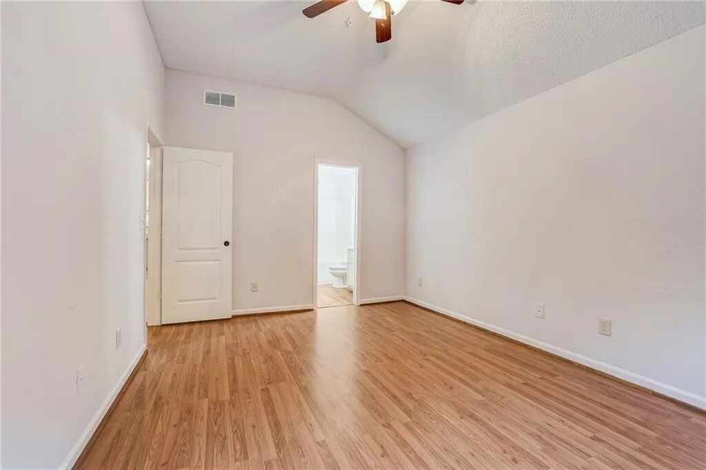 Building Photo - Room in House on Cypress Pointe Dr